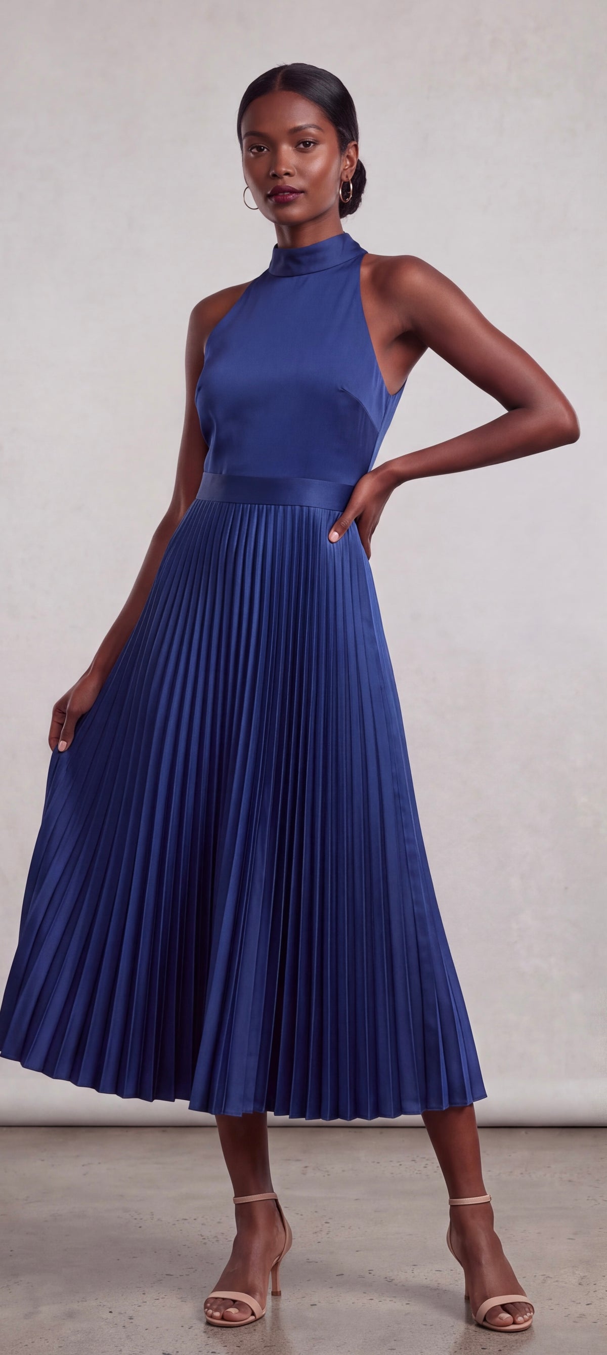 Midi navy pleated dress